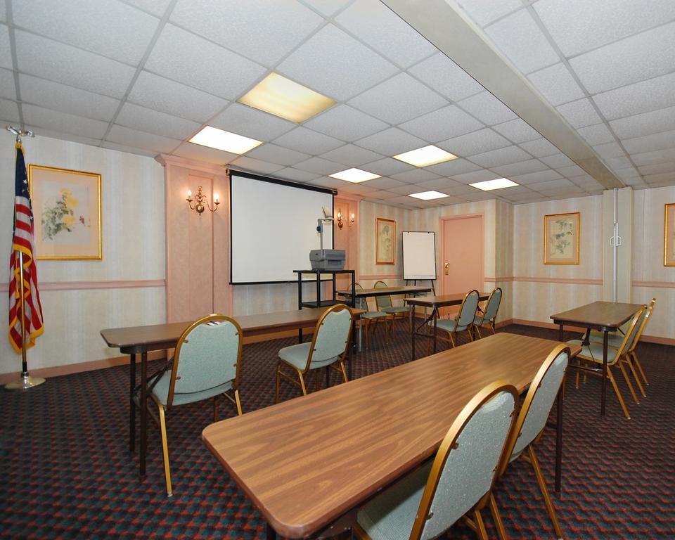 Holiday Inn Express Harrisburg Sw - Mechanicsburg By Ihg Зручності фото