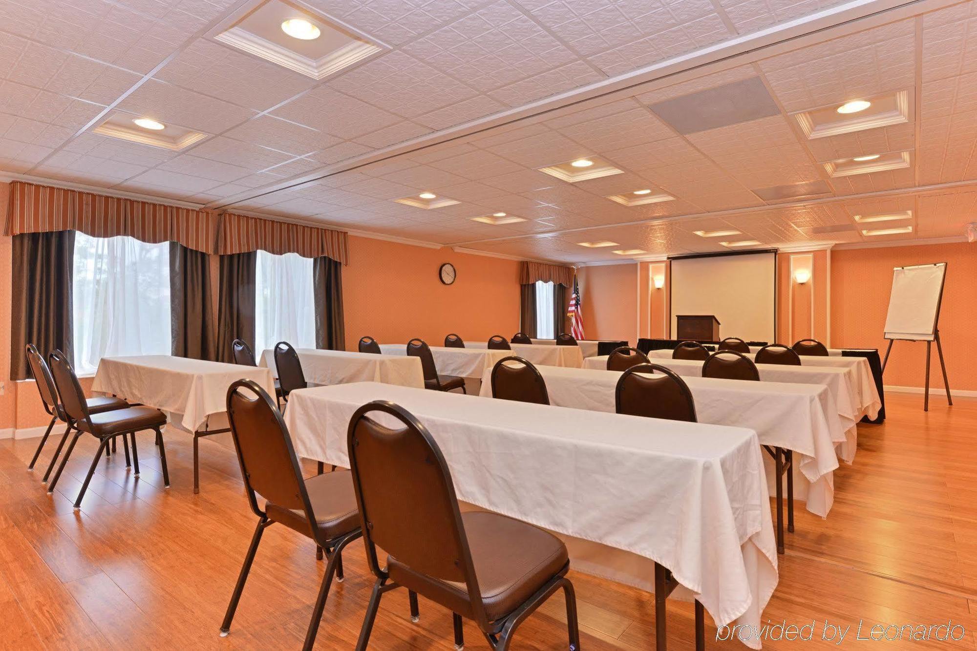 Holiday Inn Express Harrisburg Sw - Mechanicsburg By Ihg Екстер'єр фото